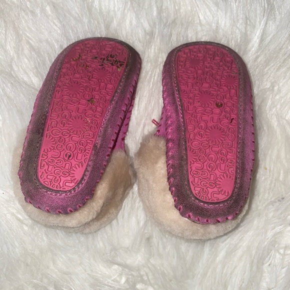 BABY GIRL UGG’S MOCCASINS - Picture 6 of 7